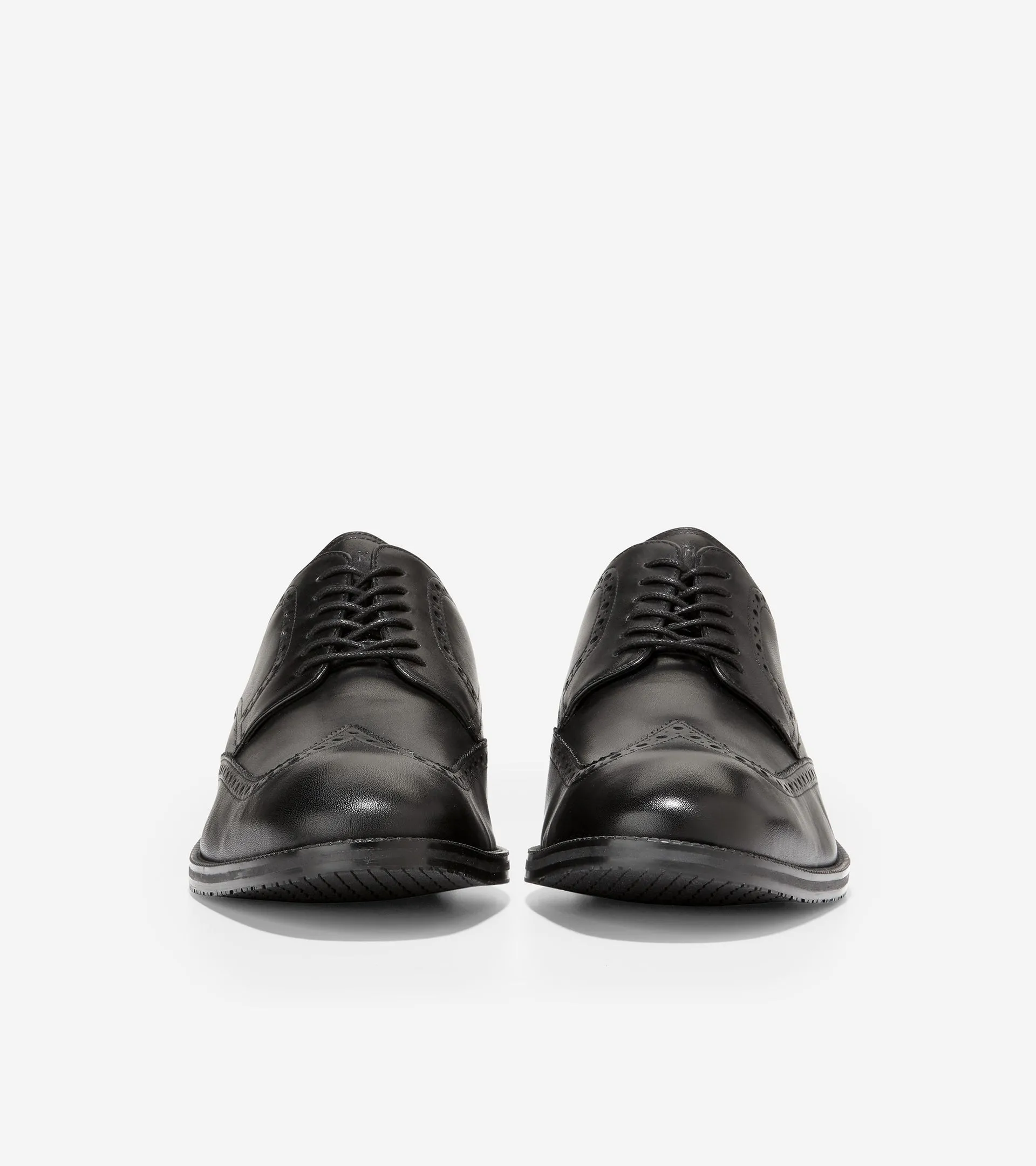 Modern Essentials Wingtip Oxfords