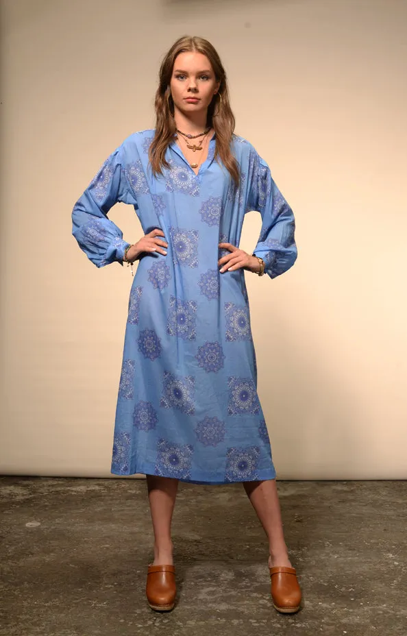 Robe bleue mandala Kali