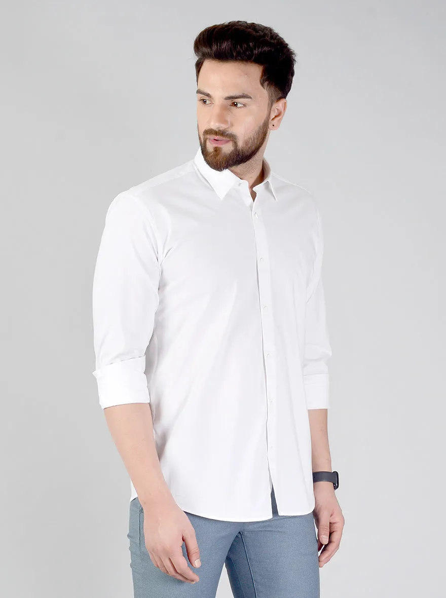 White Solid Slim Fit Casual Shirt | JadeBlue